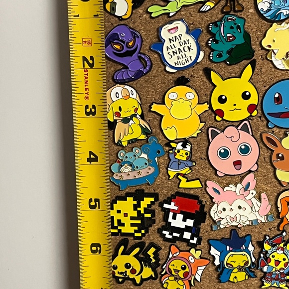 Pokemon Charmander Squirtle Pin Choice Pins Charizard Streetwear Hats Hat Brooch - Picture 12 of 12